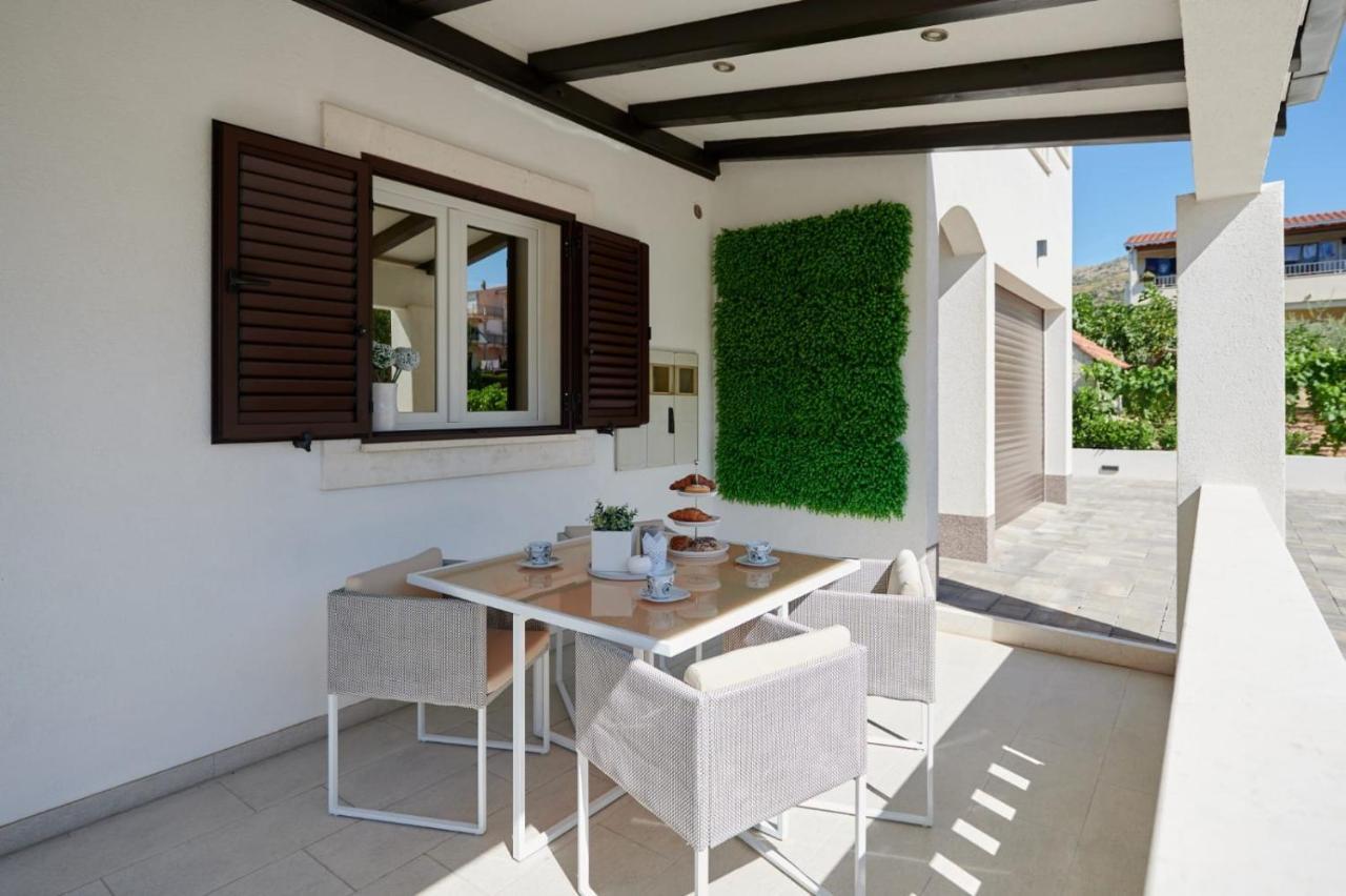 Villa Demonta Trogir Exteriör bild
